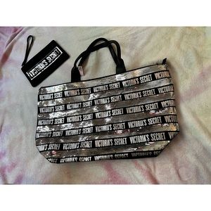 Victoria’s Secret Weekend Set